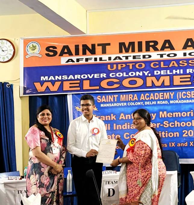 Vedant Agrawal receiving a certificate at the Frank Anthony Memorial All-India Debate